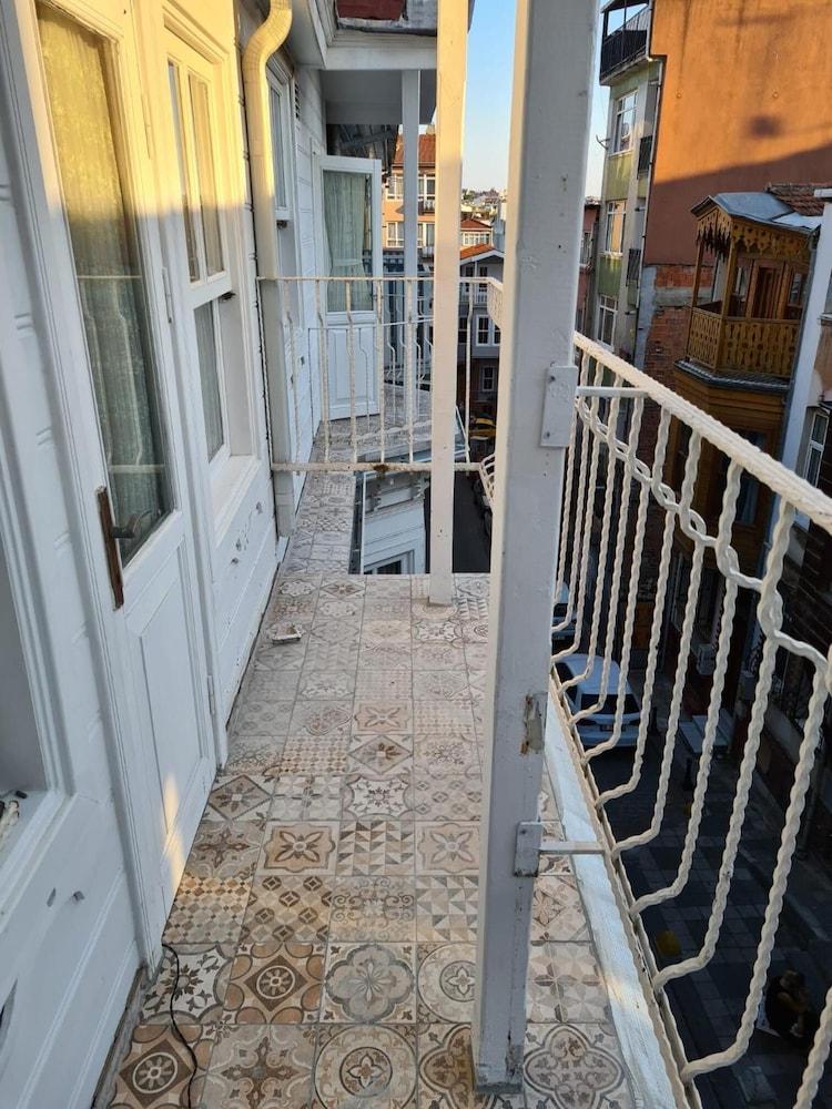 Hotel Kadikoey White House Istanbul Exterior foto
